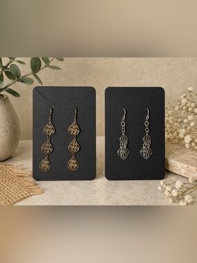 Bundle of Vintage style earrings